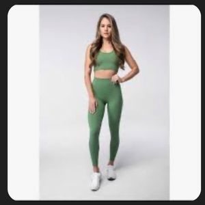 Balance Athletica ‘The OG Pant - Amazon’